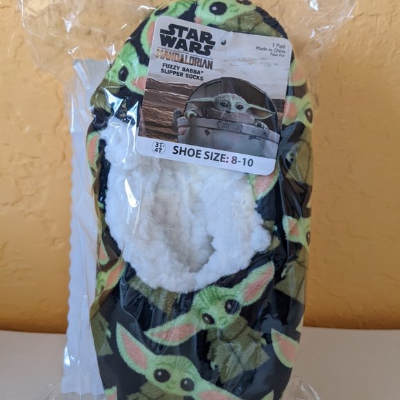 STAR WARS* THE MANDOLORIAN Fuzzy Babba Slipper Socks Toddler Child‎ Size 3T ~ 4T - Picture 5 of 6